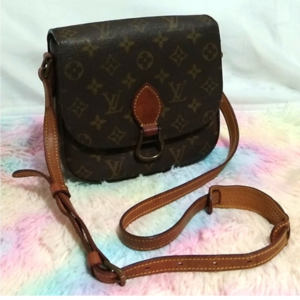 Saint Cloud MM Louis Vuitton Monogram Crossbody Bag